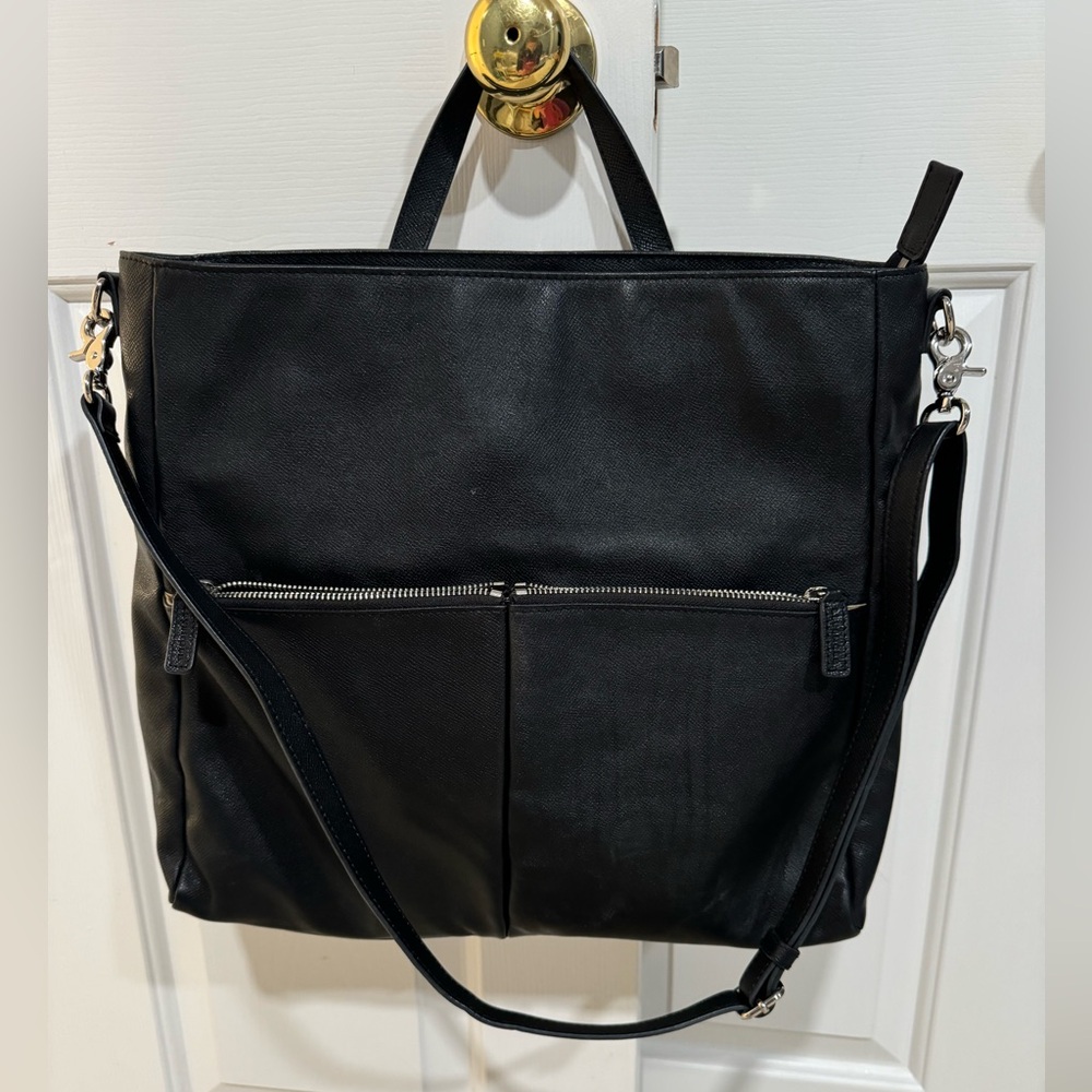 Black leather Levenger bag